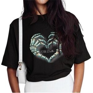 Black Graphic Print T Short Sleeve Skeleton Heart Hands Till Death Extra Large